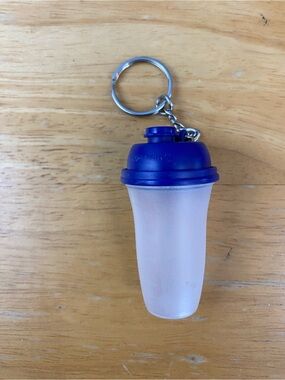 Tupperware Mini Shaker Bottle Keychain in Blue and Frosted White